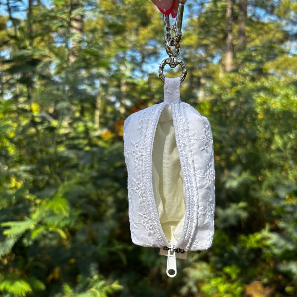 La Grigri - Broderie Anglaise